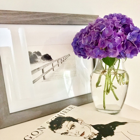 Meet your Posher, Danielle - Picture 1 of 1